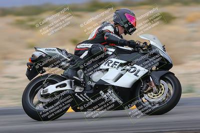 media/Jan-14-2023-SoCal Trackdays (Sat) [[497694156f]]/Turn 4 Set 2 (1030am)/